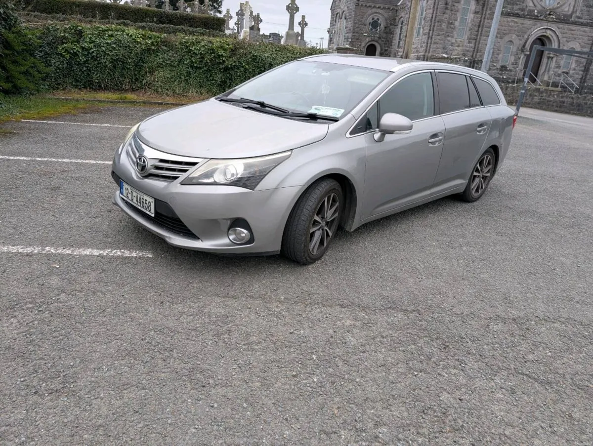 Toyota Avensis Estate - Image 1