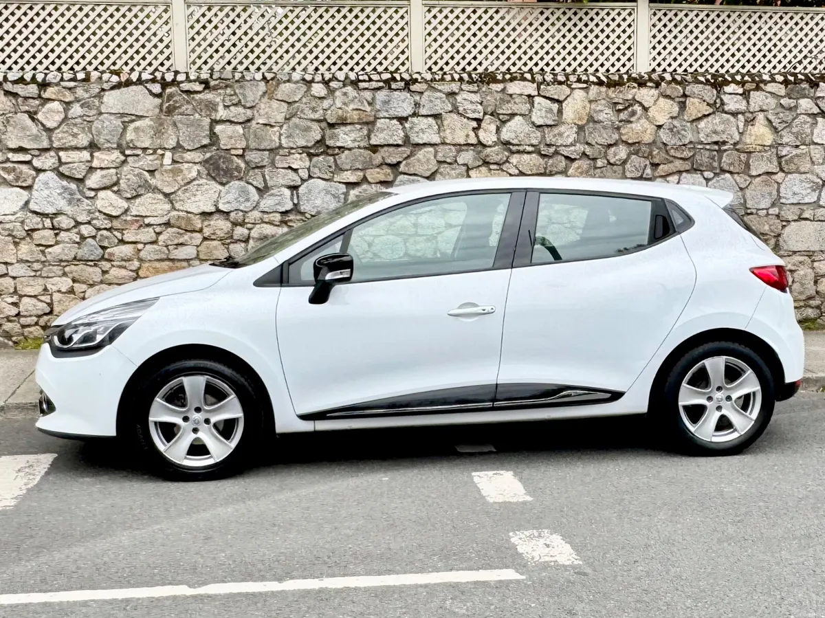 Renault Clio 2016!! 1.2ll DYNAMIQUE!!! - Image 3