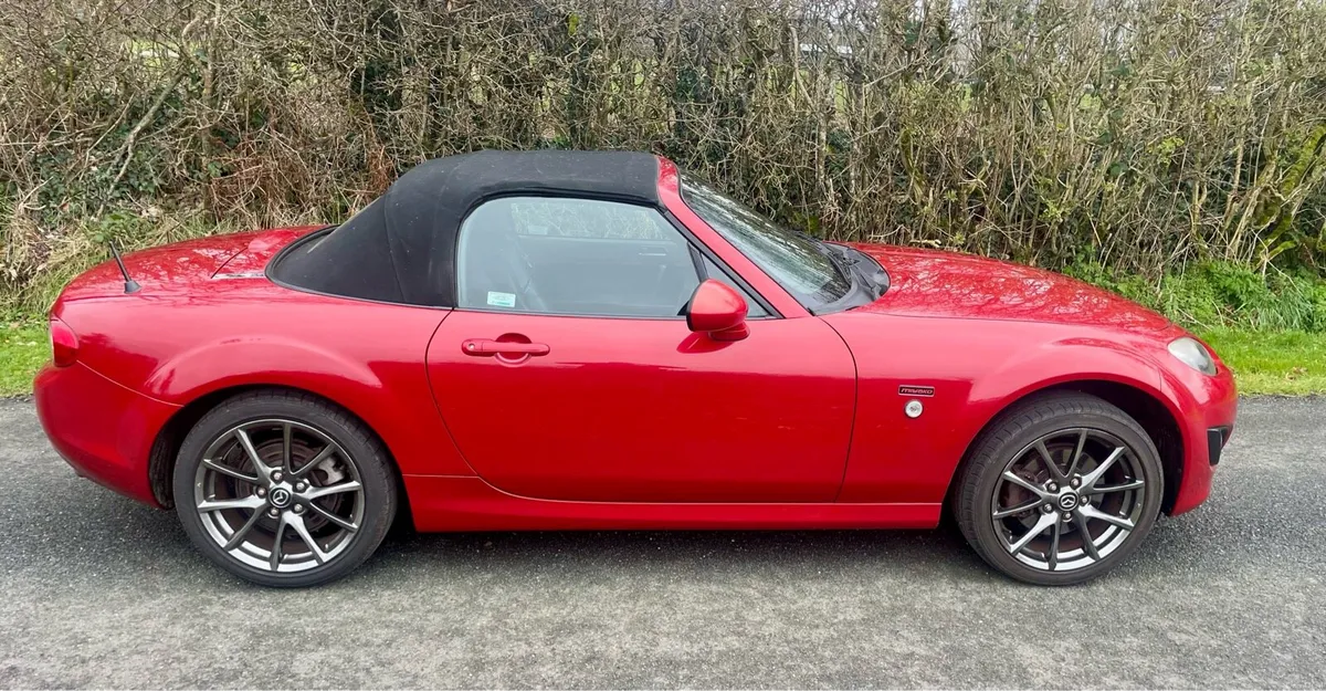 2011 Mazda MX5 1.8 Miyako velocity Red - Image 2