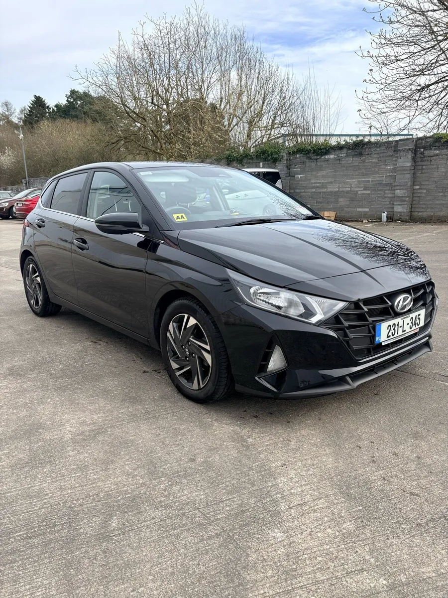 Hyundai I20 Deluxe Plus - Image 1