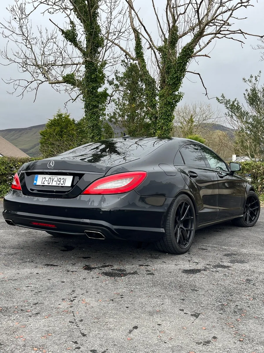 Mercedes-Benz CLS 2.2 Diesel AMG Line - Image 1