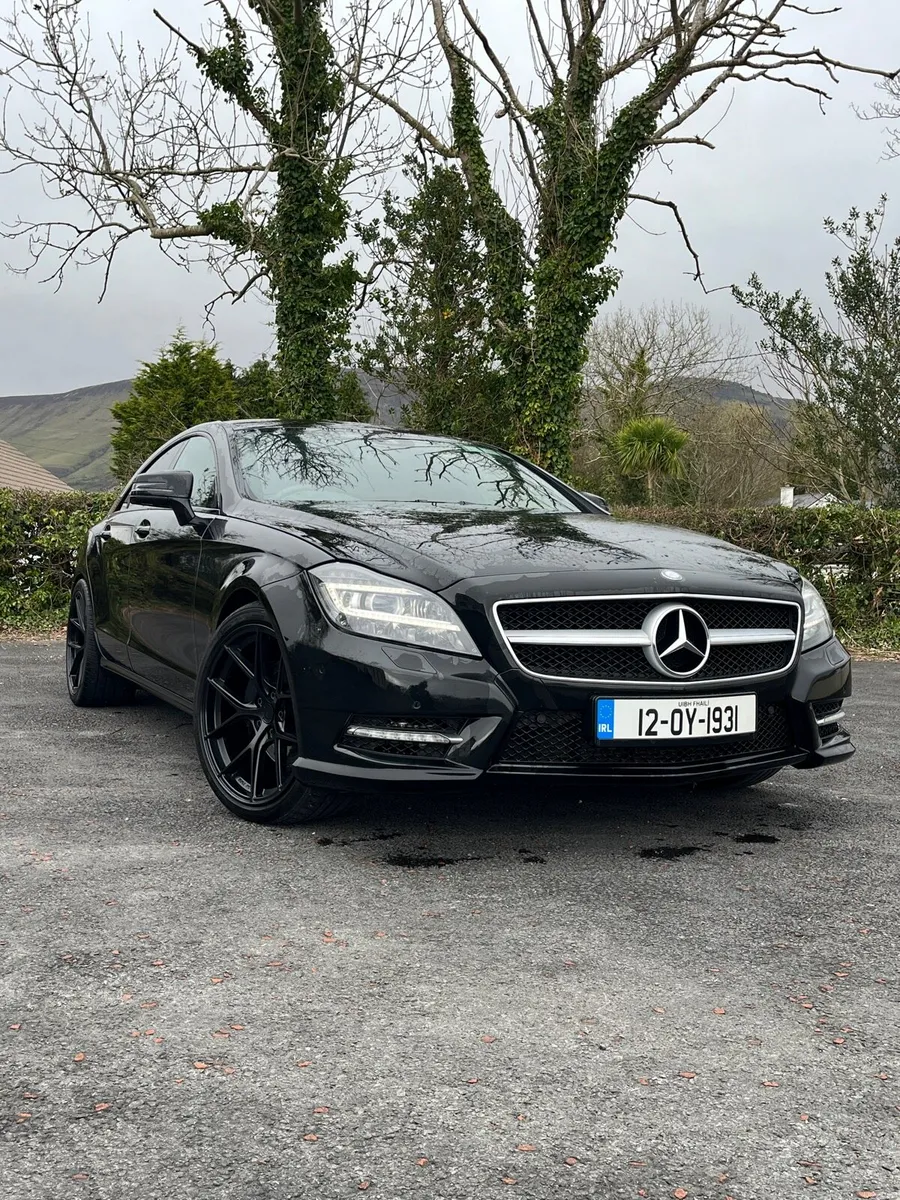 Mercedes-Benz CLS 2.2 Diesel AMG Line - Image 3