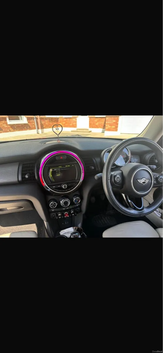 161 Mini Cooper D - Image 4