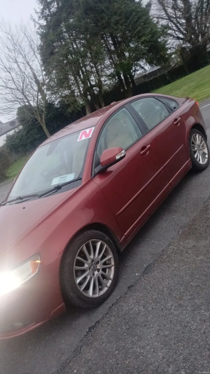 2011 volvo s40 1.6 diesel manual  nct Sep 26 - Image 2