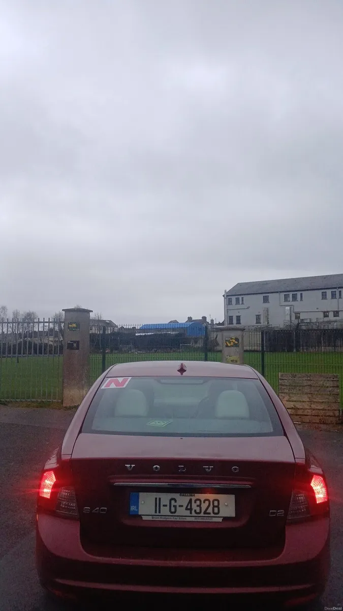 2011 volvo s40 1.6 diesel manual  nct Sep 26 - Image 3