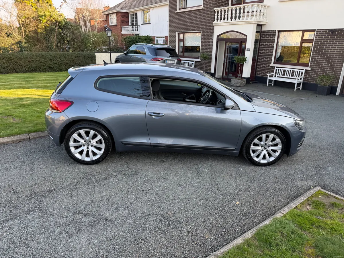 Volkswagen Scirocco 2010 mint condition new chain - Image 2