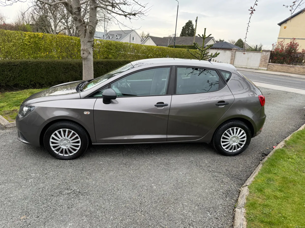 SEAT Ibiza 2015 low kilometres - Image 1