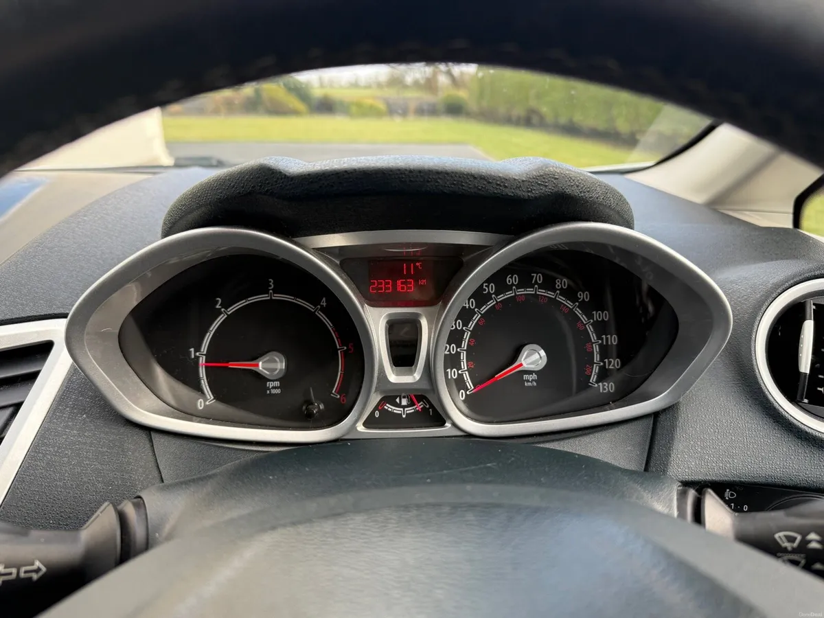 2012 Ford Fiesta 1.4 TDCI Zetec - NCT Passed - Image 3