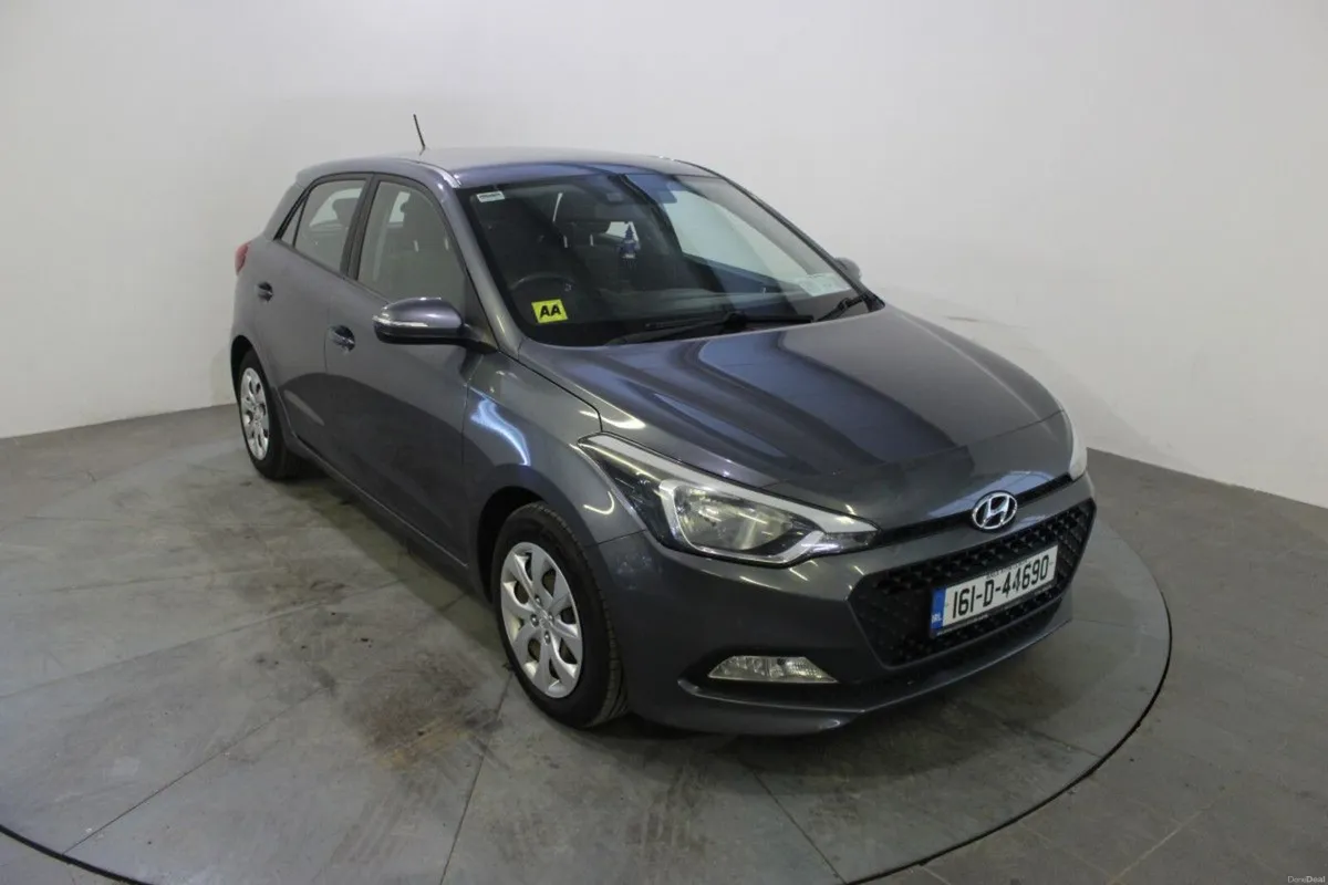 Hyundai i20 1.2 Classic - TENDER 11 - ENGINE LIGHT - Image 1