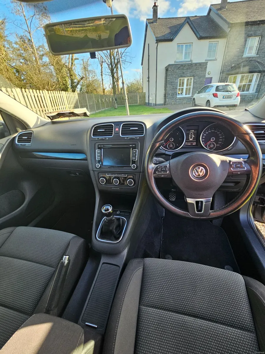 Volkswagen Golf 2012 - Image 3