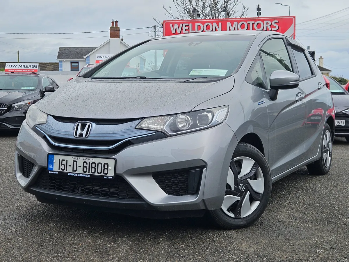 Honda Fit 2015 - Image 2
