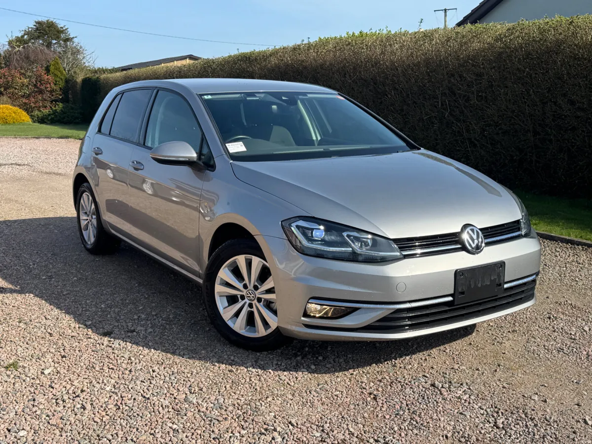 181 Volkswagen Golf Comfortline 1.2 DSG - Image 1