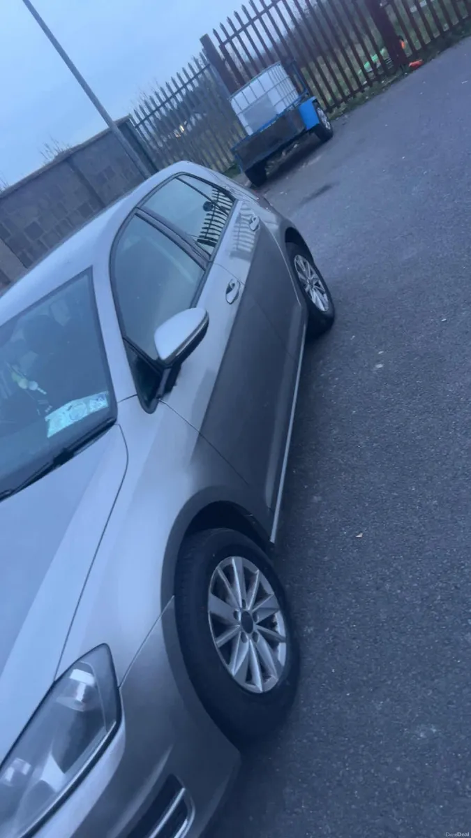 Volkswagen Golf 2014 - Image 2