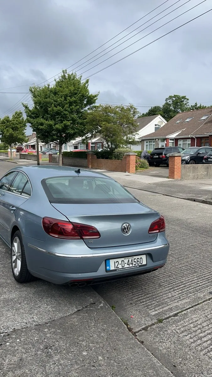 2012 Volkswagen automatic diesel - Image 3