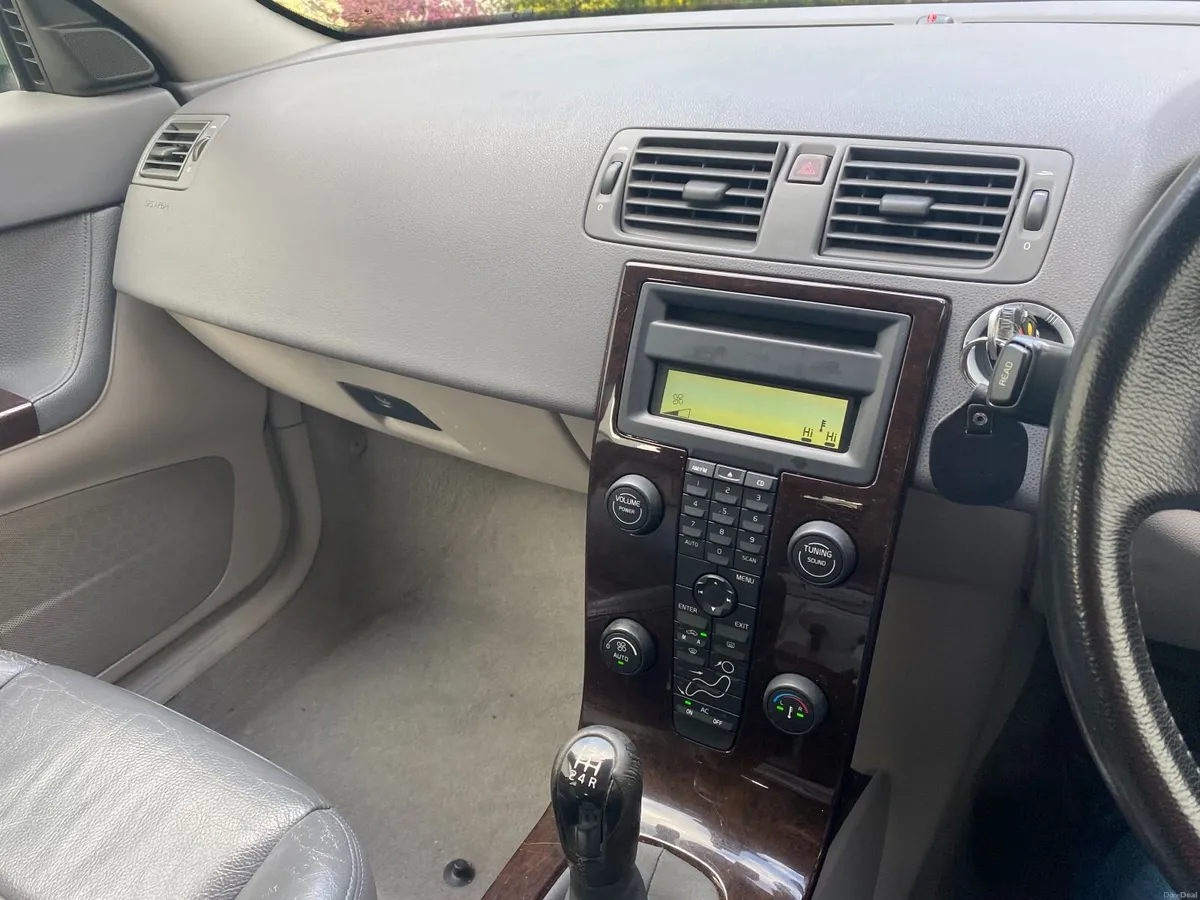 Volvo V50 2005 – Reliable, Recently NCT Passed - Image 4