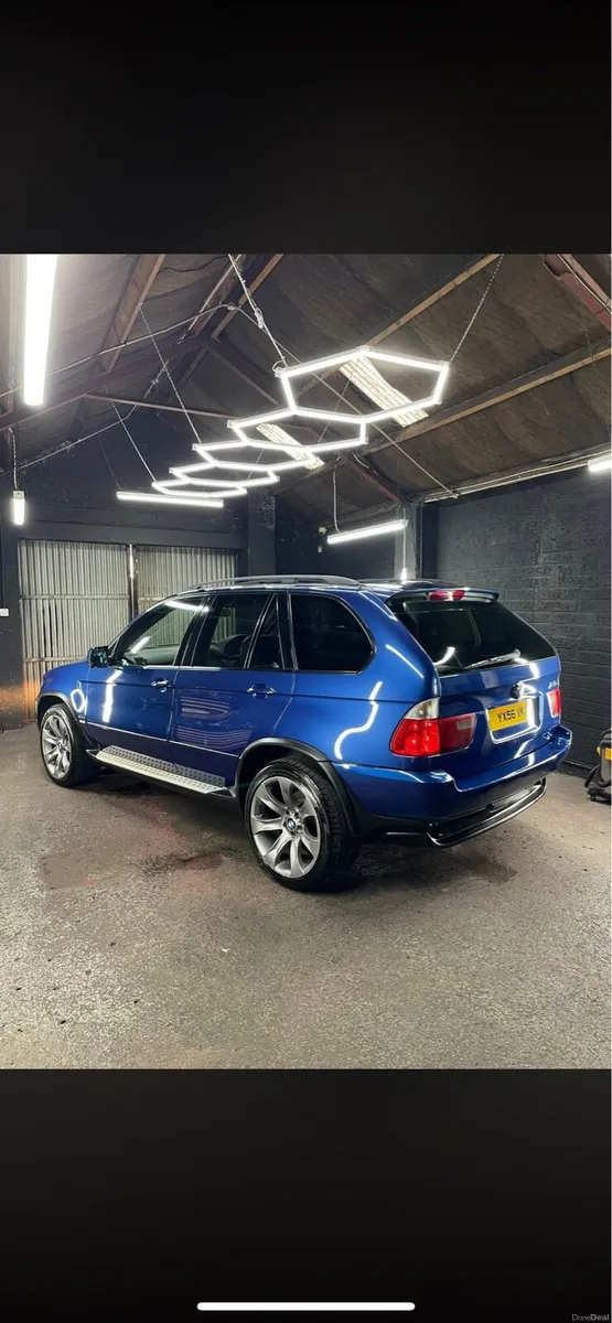 BMW x5 - Image 1
