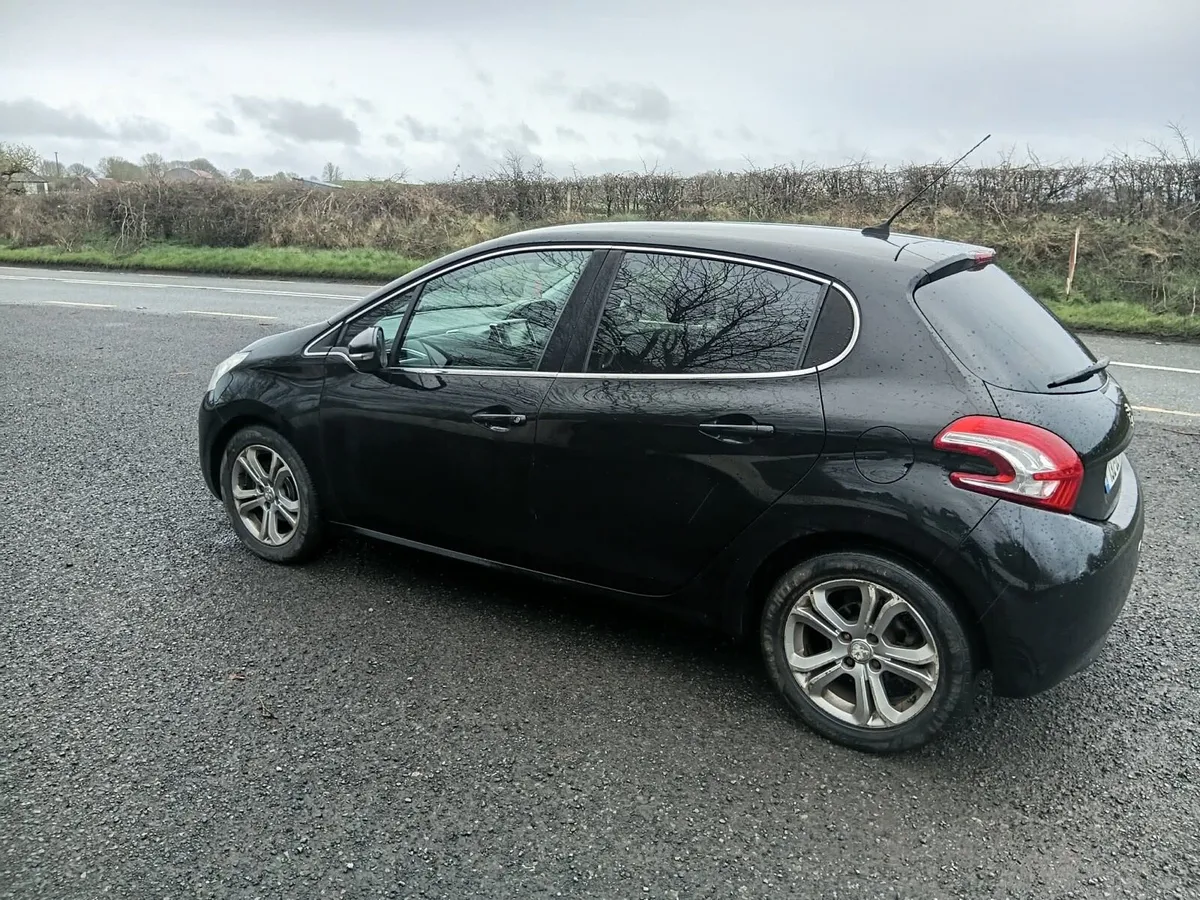 132,Peugeot 208 NCT 12,26 tax 06,26 - Image 3