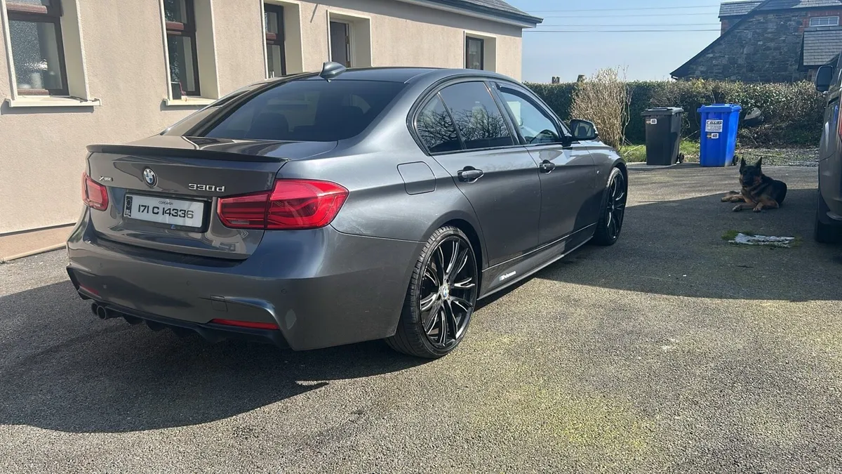 BMW 330d xdrive msport - Image 4