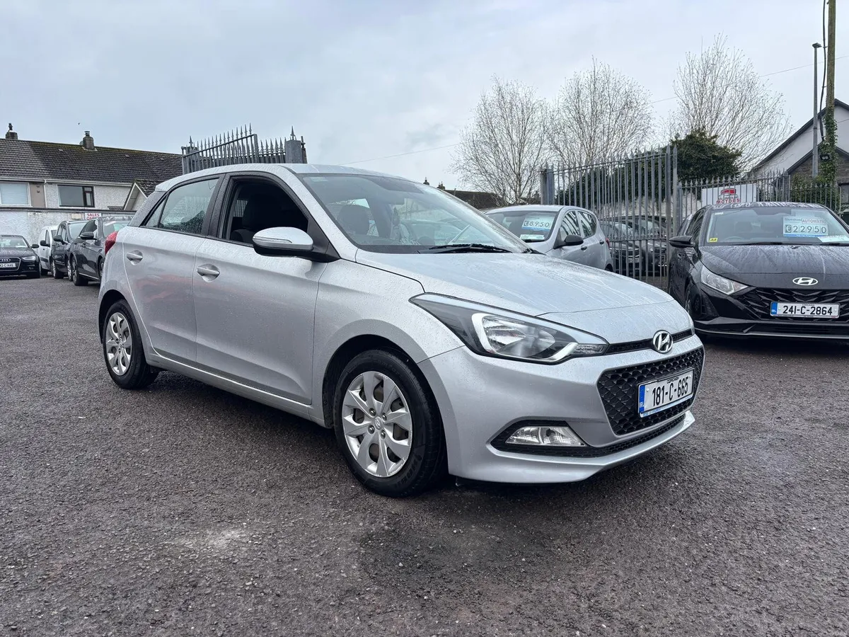 Hyundai i20 2018 PETROL  1  OWNER - Image 1