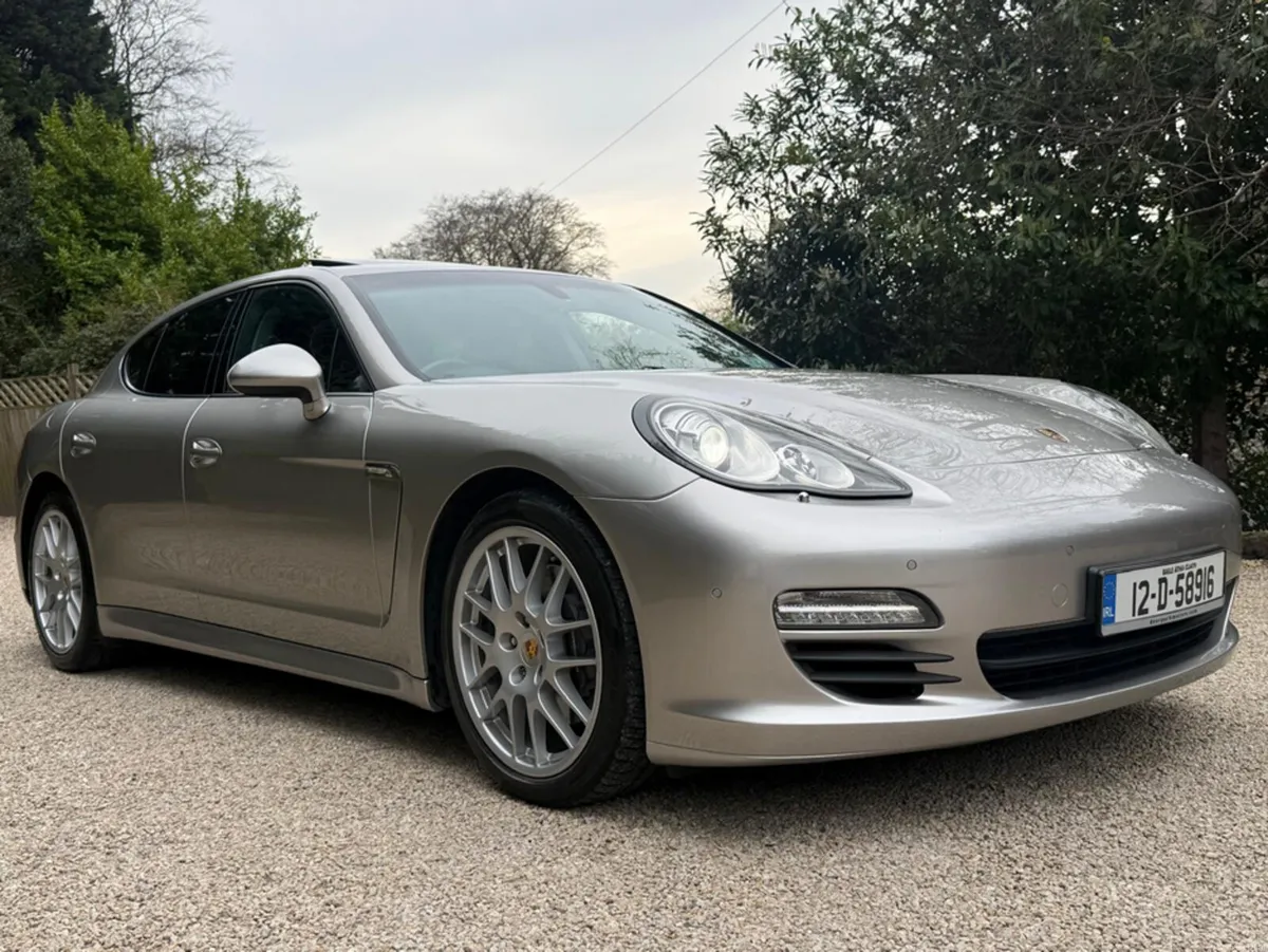 Porsche Panamera 3.0 D V6 TIptronic  S - Image 1
