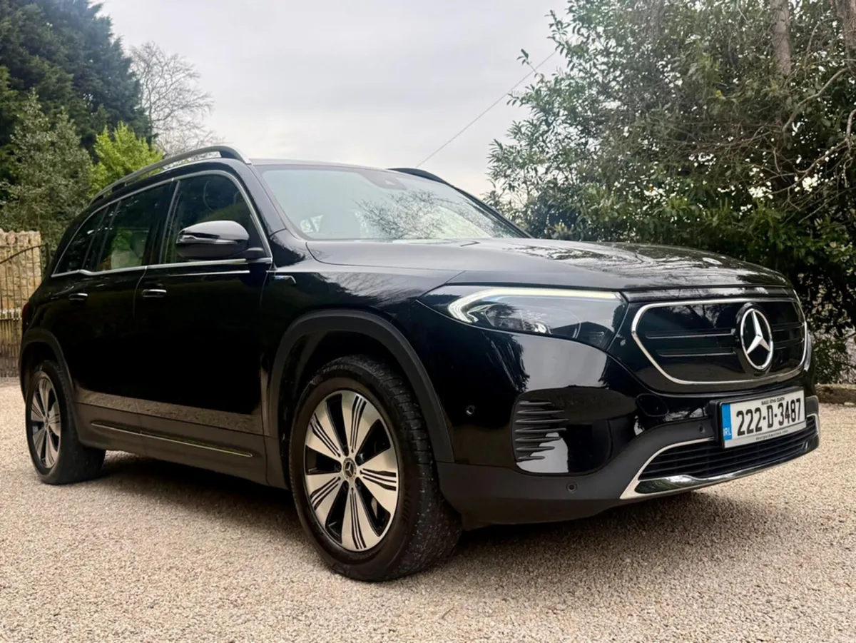 Mercedes-Benz EQB 300 4MATIC 7 Seat *F.Mercedes.S. - Image 1
