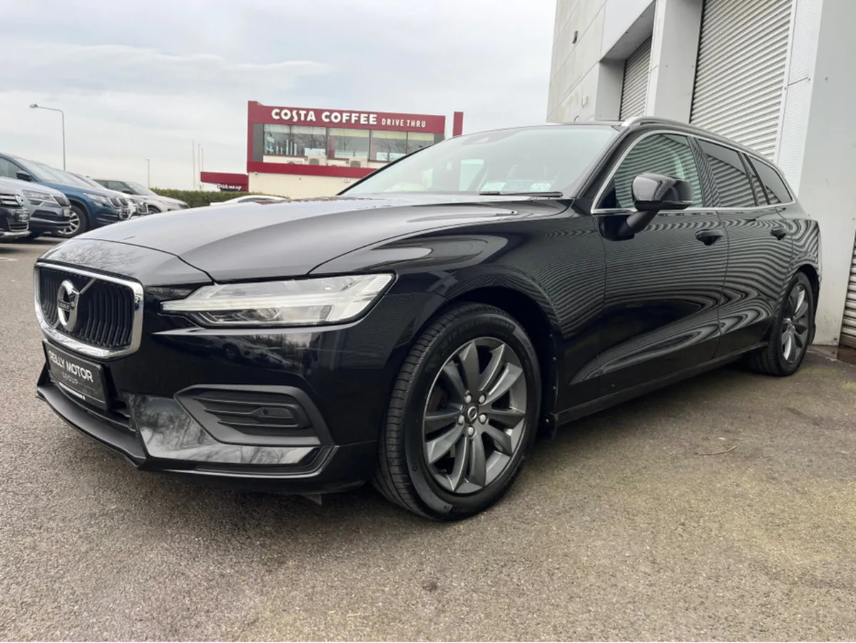 Volvo V60 2.0 DIESEL D3 MOMENTUM AUTO - Image 3