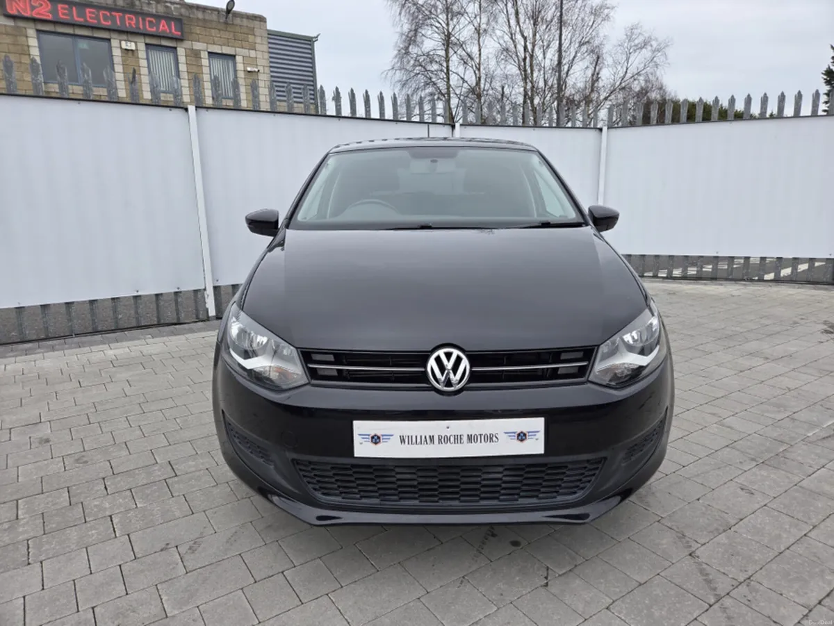 Volkswagen Polo 1.2 PETROL AUTO - Image 3