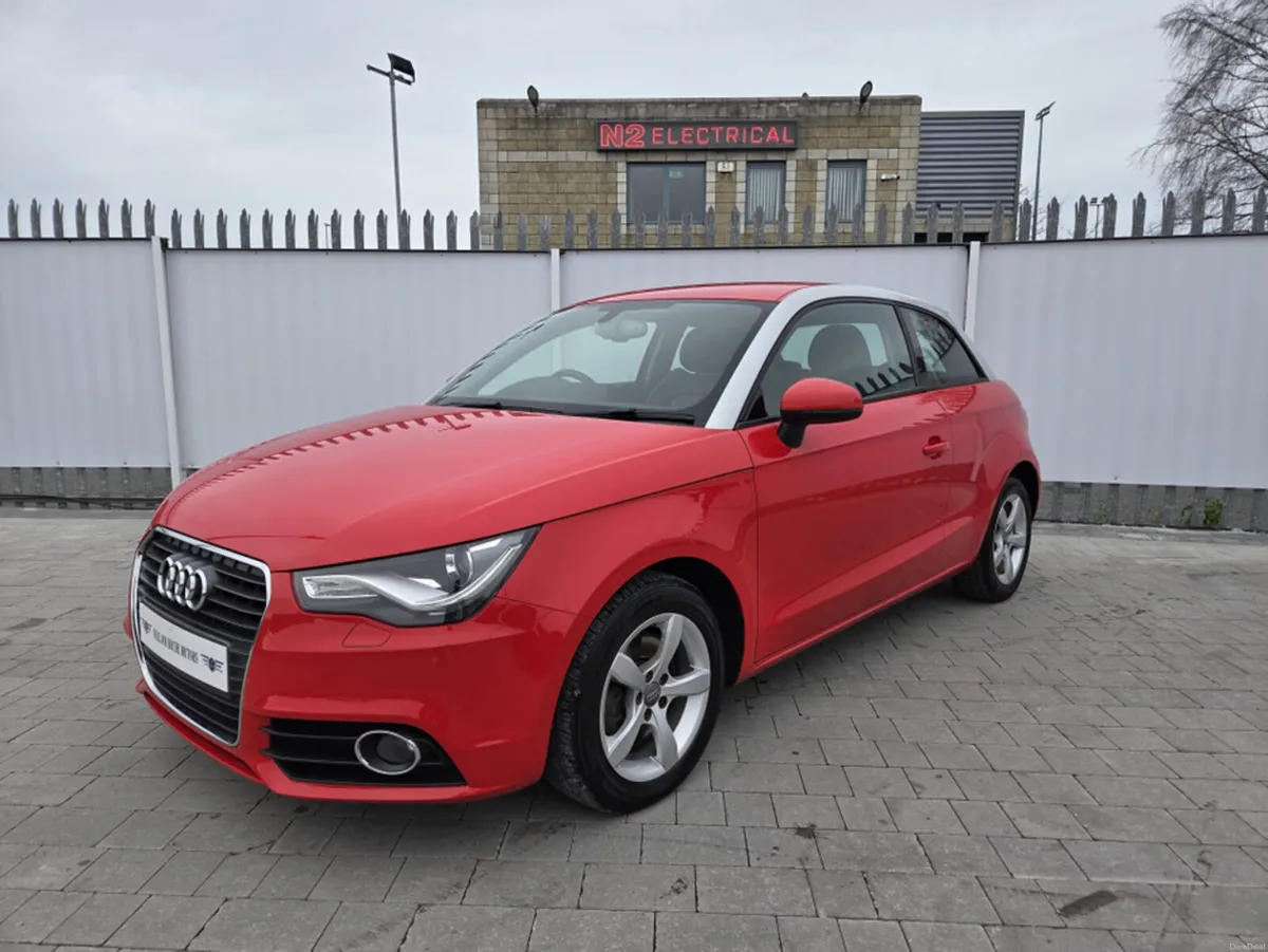 Audi A1 1.4 PETROL AUTO - Image 4