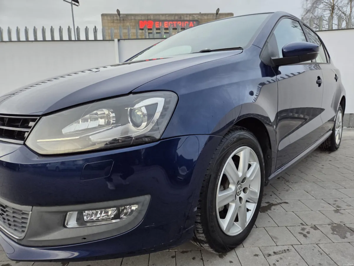 Volkswagen Polo 1.2 PETROL AUTO - Image 5