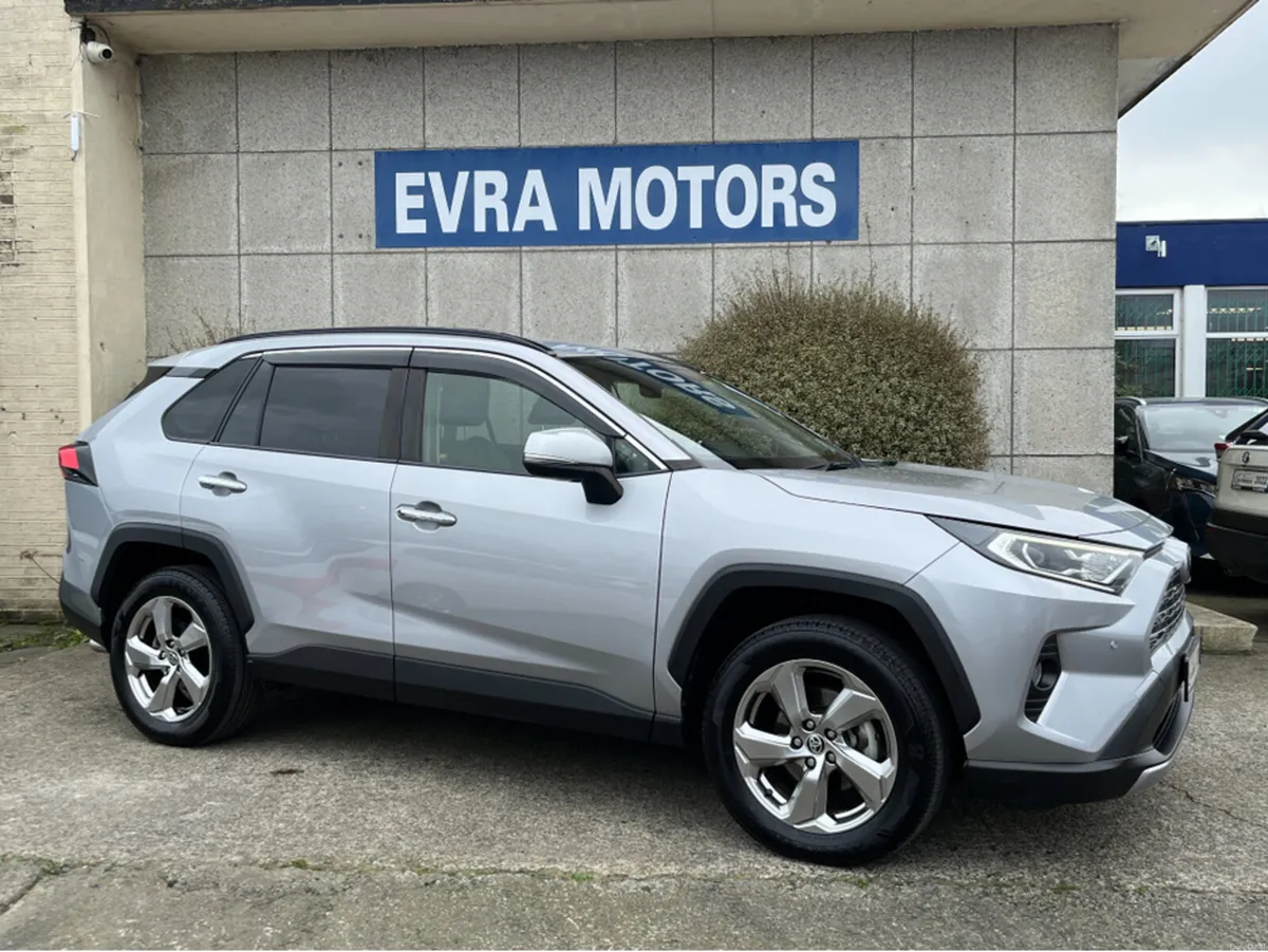 Toyota RAV4 G 4WD AUTOMATIC HYBRID 2.5 PETROL //HI - Image 4