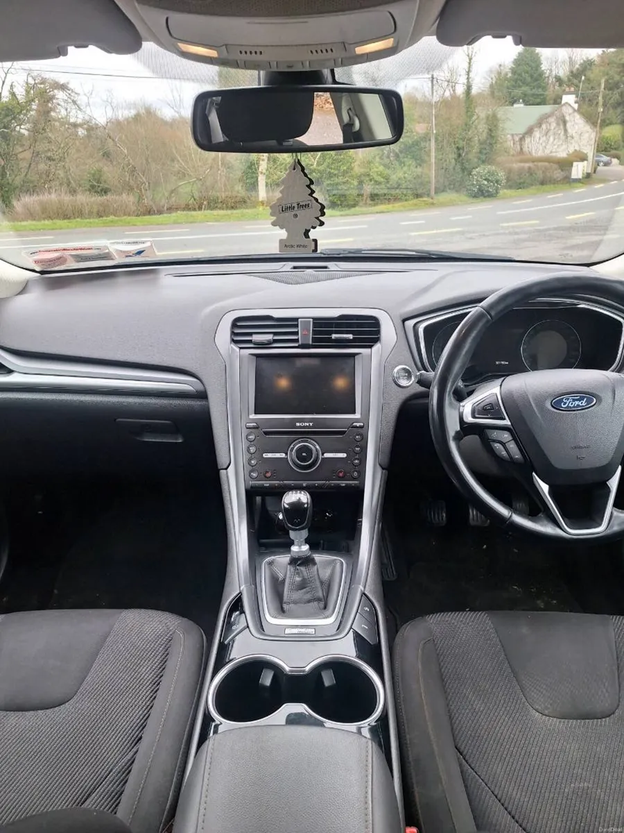 Ford mondeo - Image 4