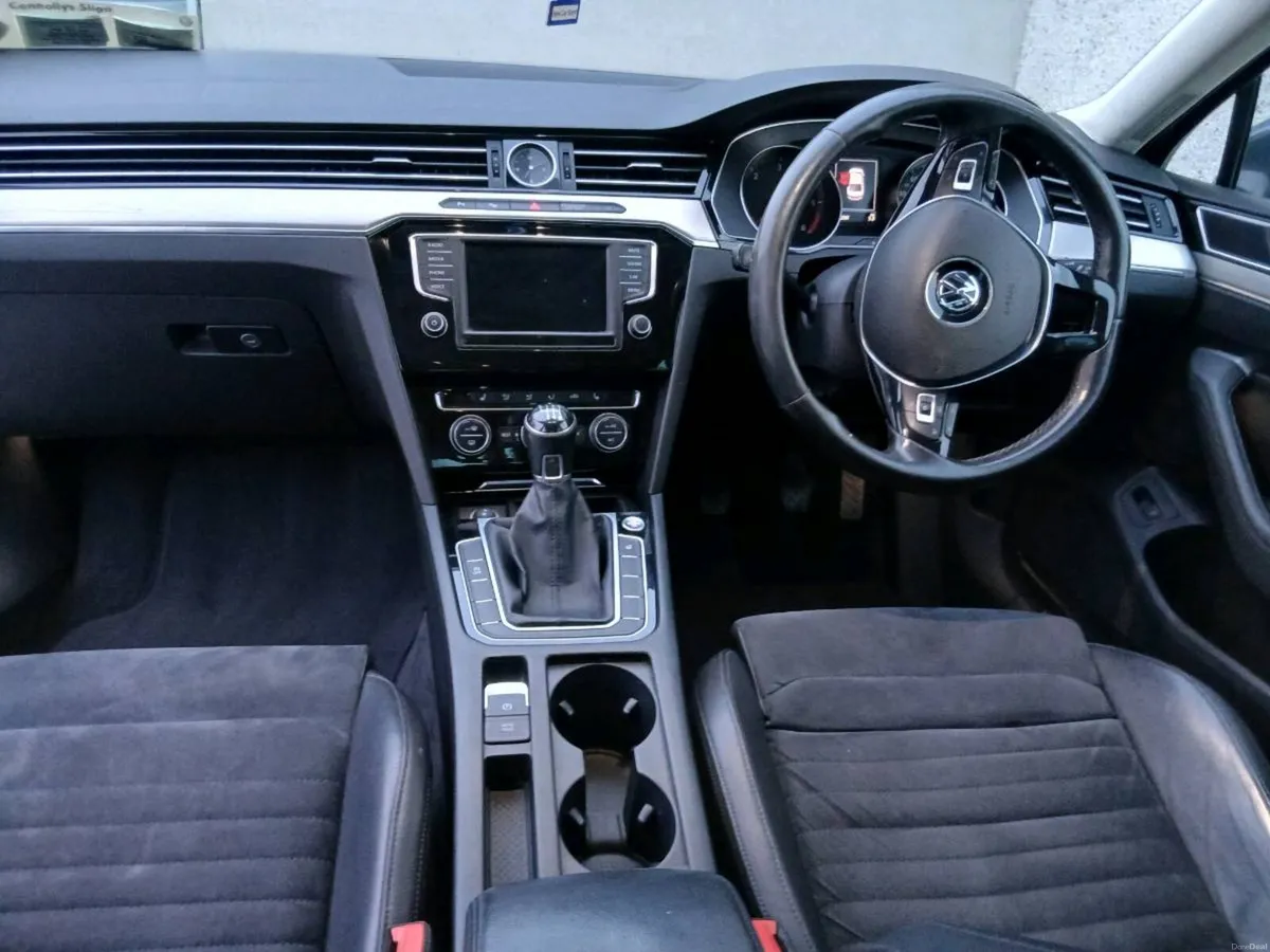 171 VW Passat FOR SALE - Image 3