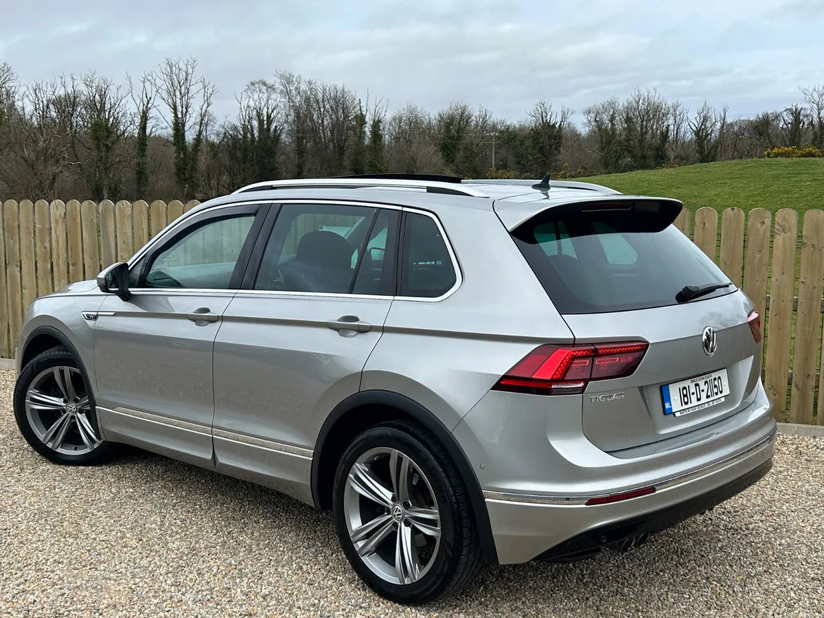 2018 Volkswagen Tiguan R Line - Image 2