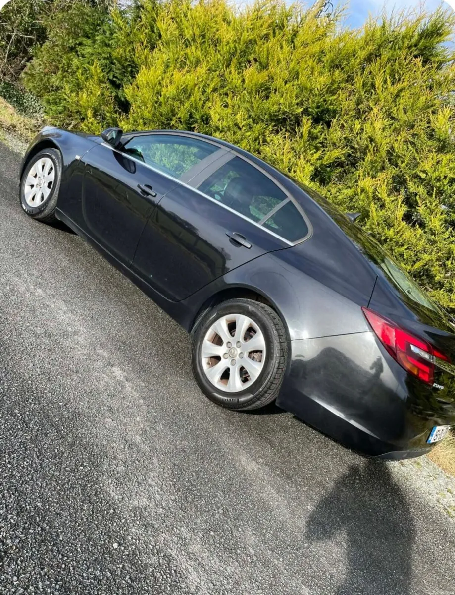 Vauxhall Insignia 2015 - Image 1