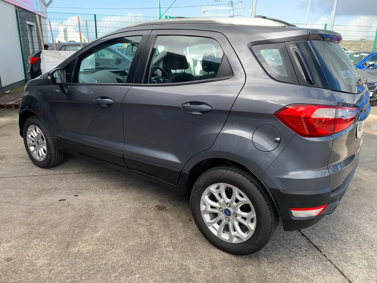 Ford EcoSport 2016 - Image 6