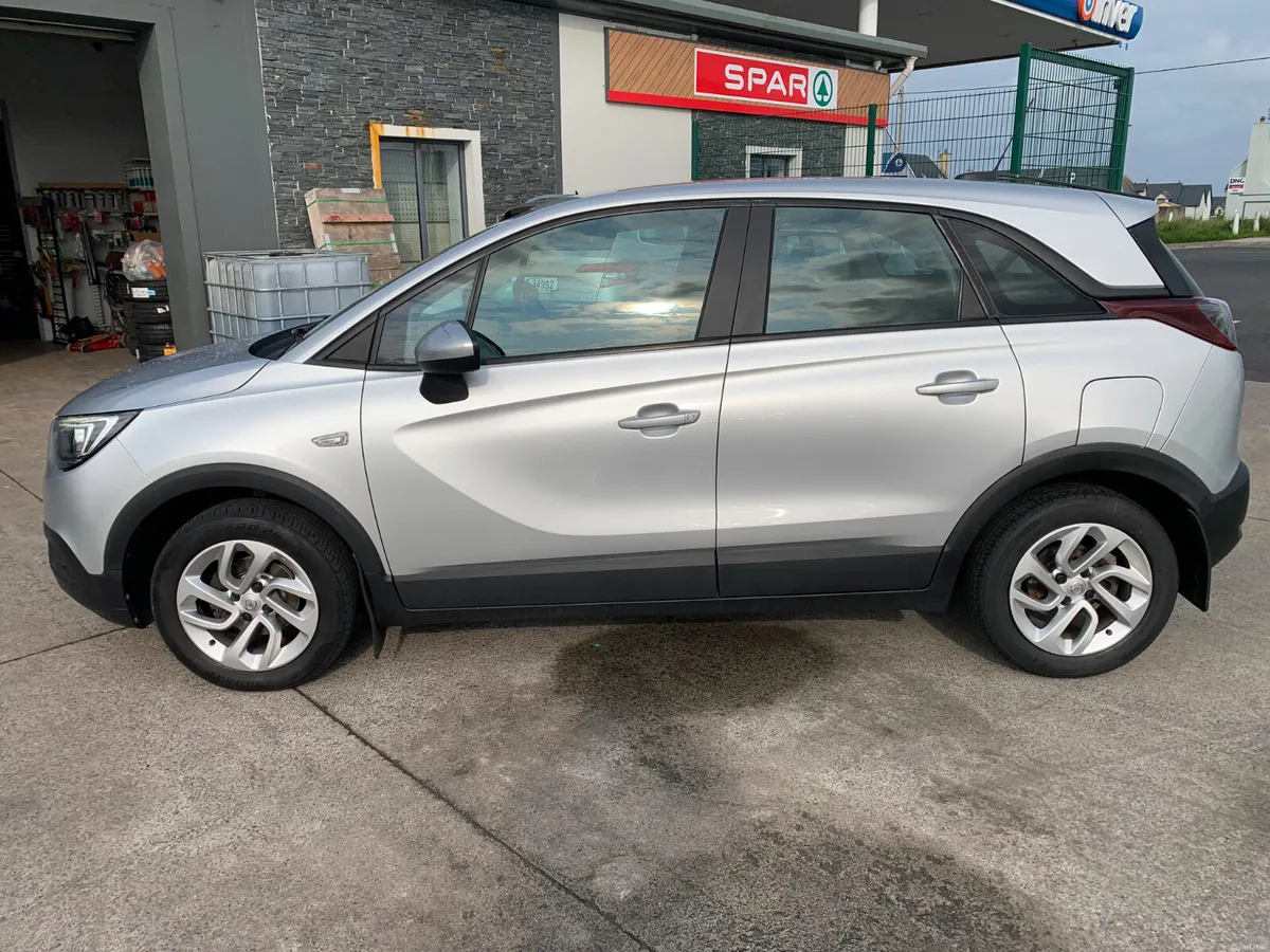 Opel Crossland X 2018 - Image 3