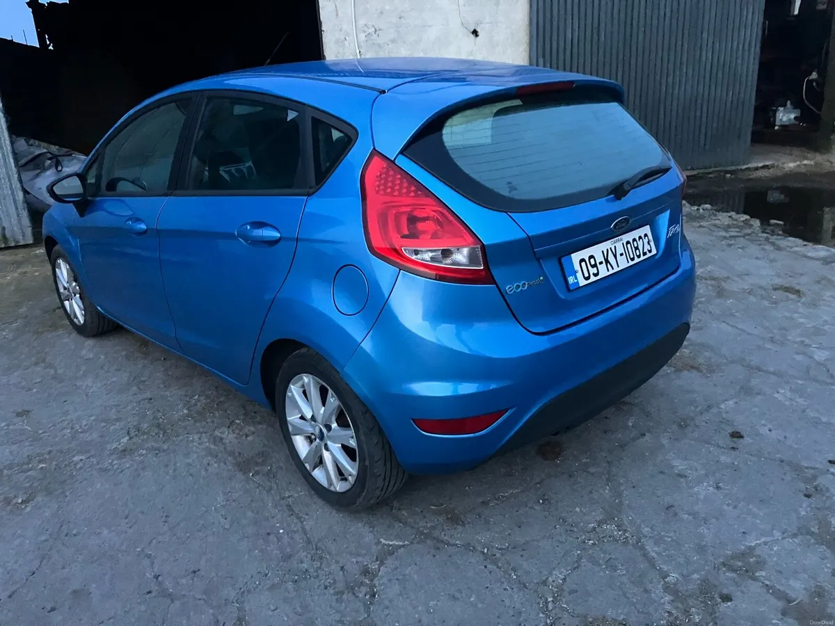 Ford fiesta 1.6 diesel - Image 2