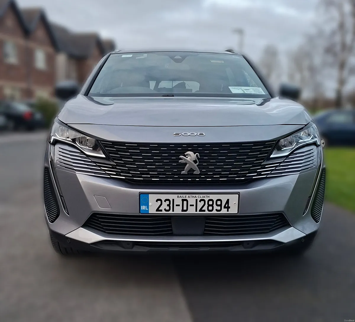 Peugeot 5008 ALLURE 1.5 BLUE  AUTOMATIC - Image 2