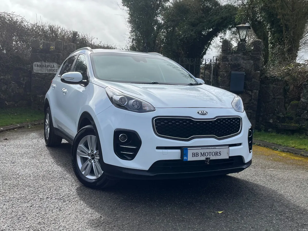 Kia Sportage 1.7 PLATINUM - Image 4
