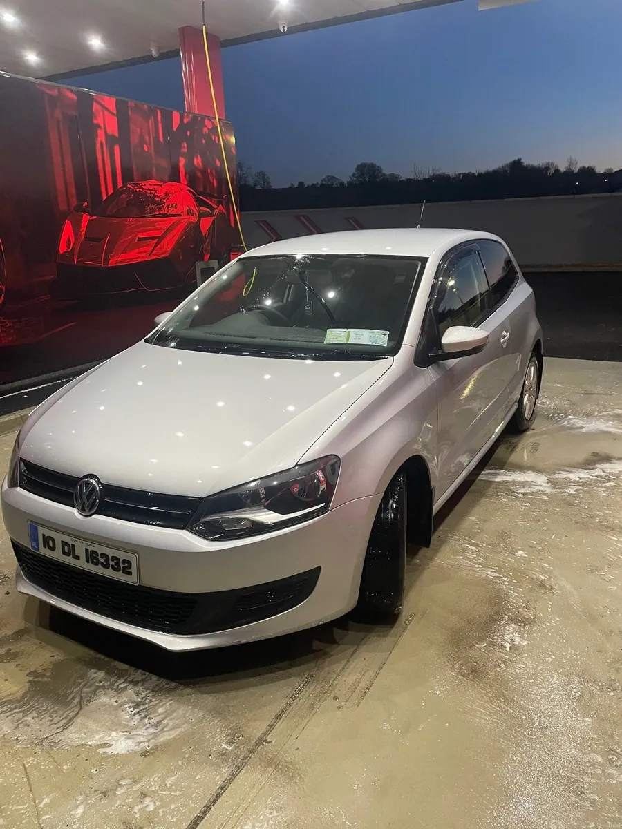 Volkswagen Polo 2010 - Image 1