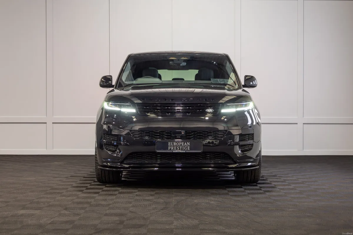 2025 Range Rover Sport P460e Dynamic SE - Image 2