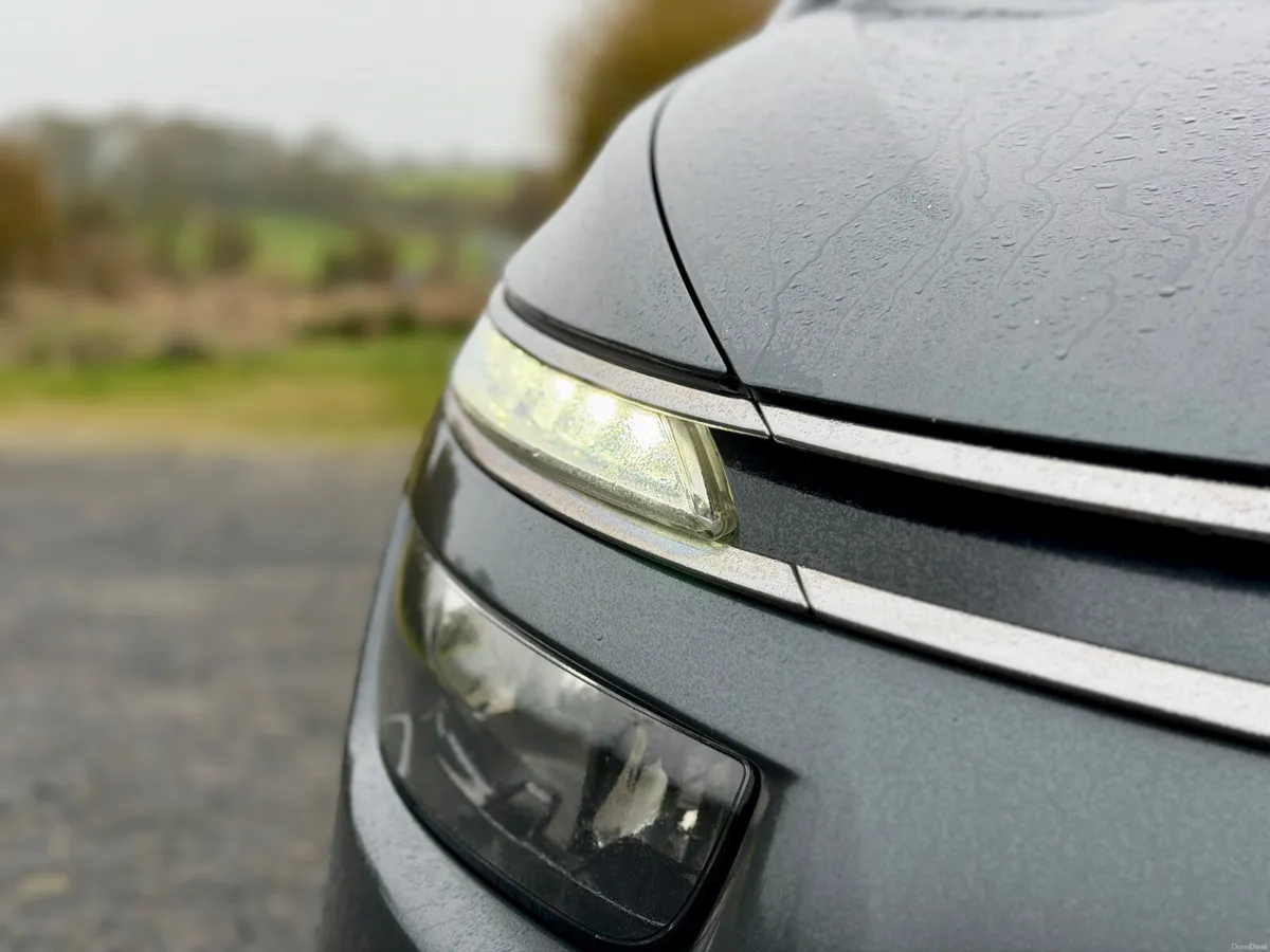 2014 Citroen C4 Picasso Exclusive Top Trim - Image 3