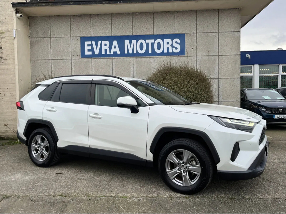 Toyota RAV4 X HYBRID AUTOMATIC 2.5 PETROL //LOW MI - Image 3