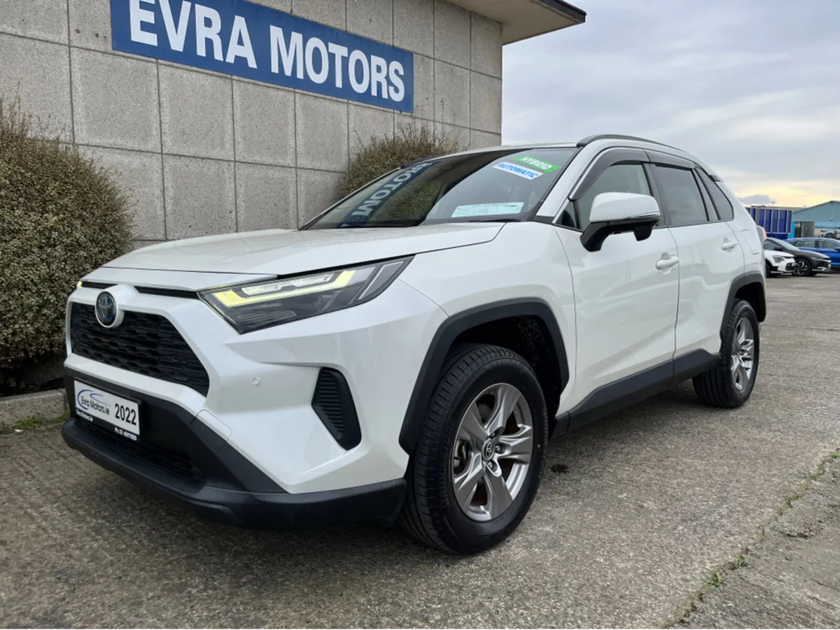 Toyota RAV4 X HYBRID AUTOMATIC 2.5 PETROL //LOW MI - Image 5