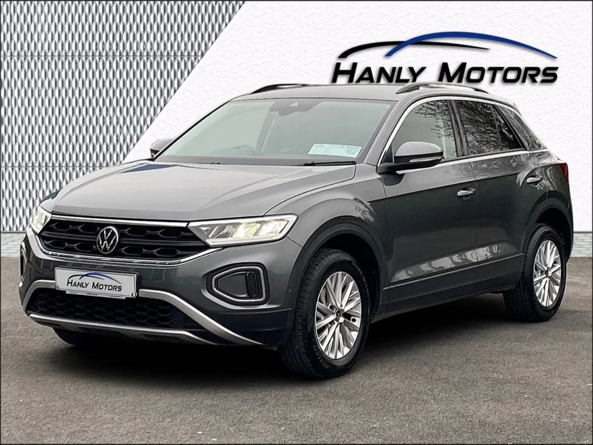 Volkswagen T-Roc LIFE 1.0 TSI MANUAL 6SPEED FWD 11 - Image 3
