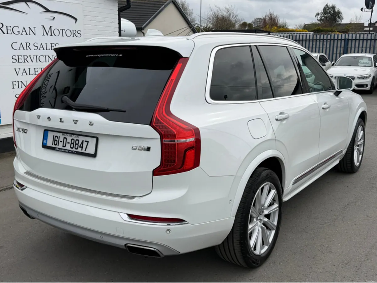 Volvo XC90 2.0 D5 INSCRIPTION GT 7-SEATER AWD AUTO - Image 4