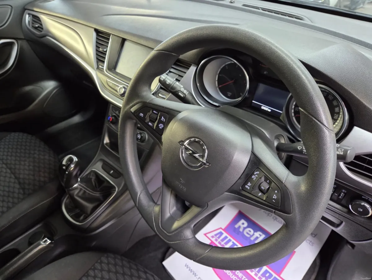 Opel Astra SC 1.6 CDTI 110PS 5DR - Image 4