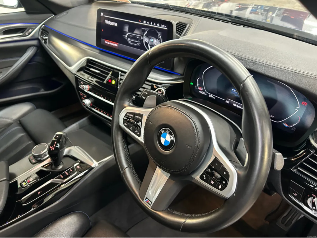 BMW 5-Series D 5SMA 4DR AUTO - Image 2