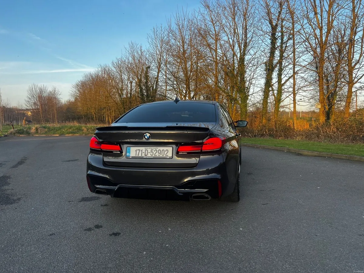 BMW G30 3.0 D - Image 2