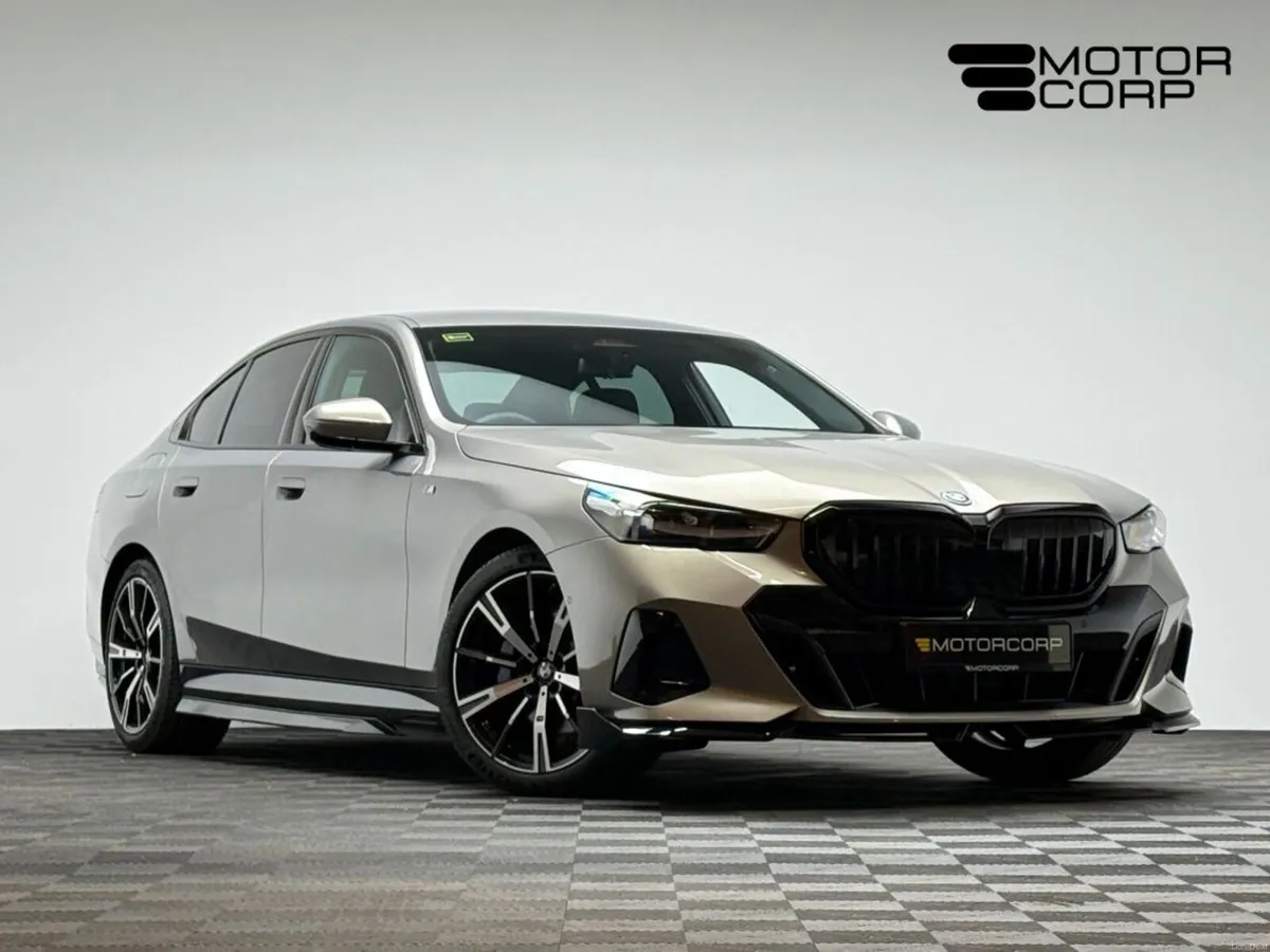 BMW 5-Series 530E M SPORT - Image 1
